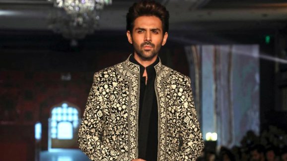 Kartik Aaryan Revealed That He Did ‘THIS’ To People Notice Him