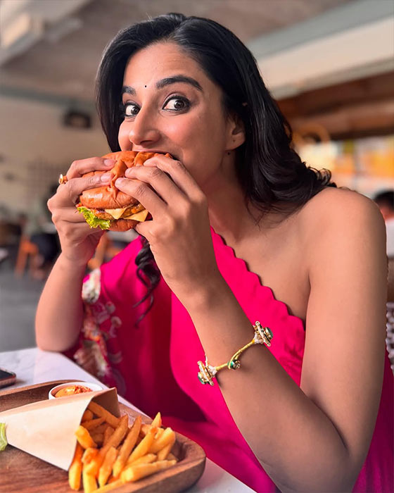 (Image Source: Mrunal Thakur/Instagram)