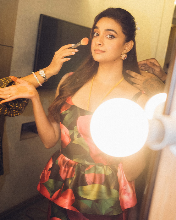 Keerthy Suresh Flaunts Her Mangalsutra in Stunning Pics Post-Wedding