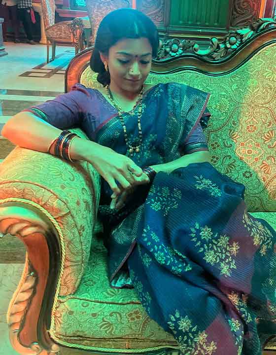 Srivalli Magic: Rashmika Mandanna's Stunning BTS Photos from Pushpa