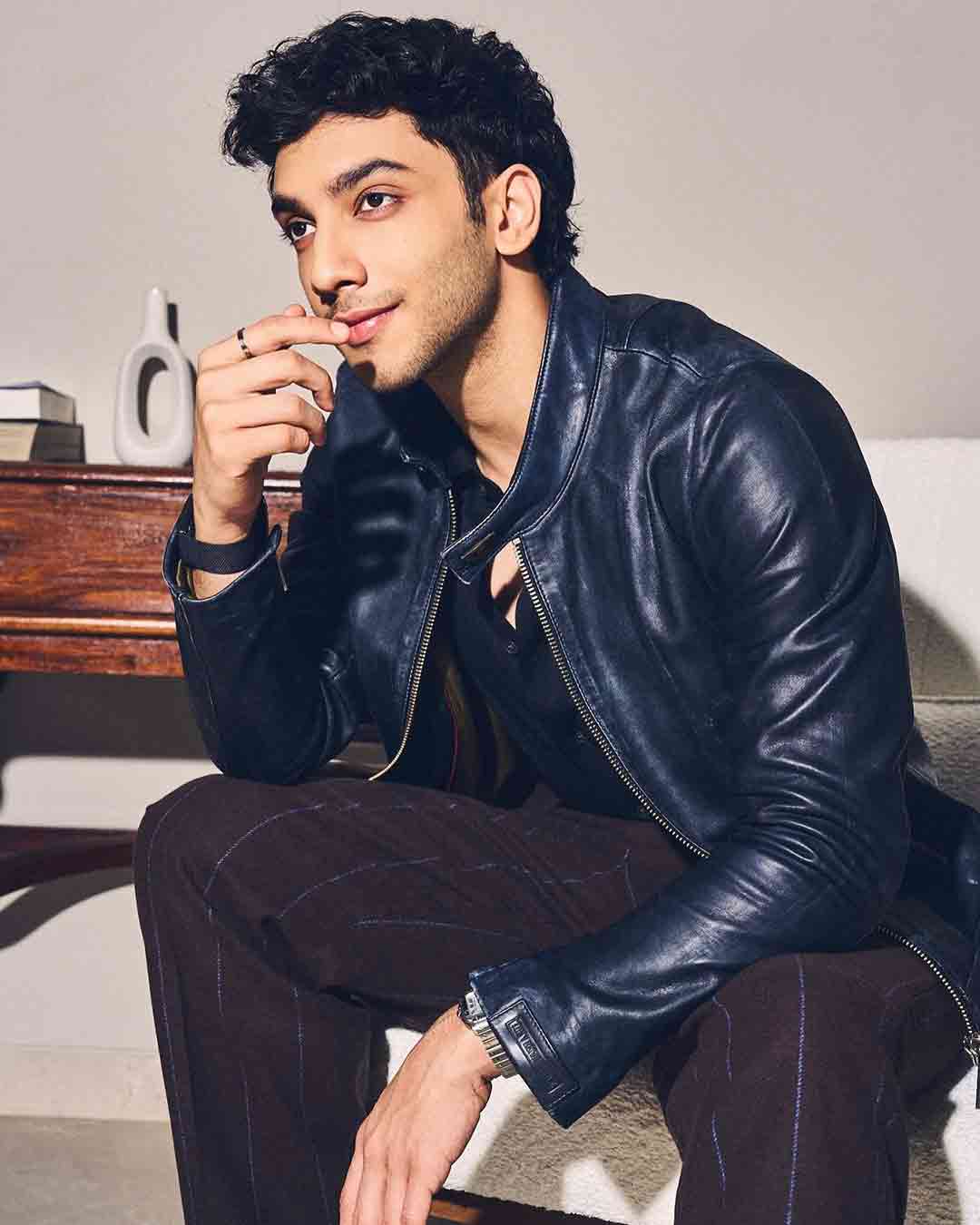 Vedang Raina’s Latest Photo Dump Sends Girls into a Frenzy