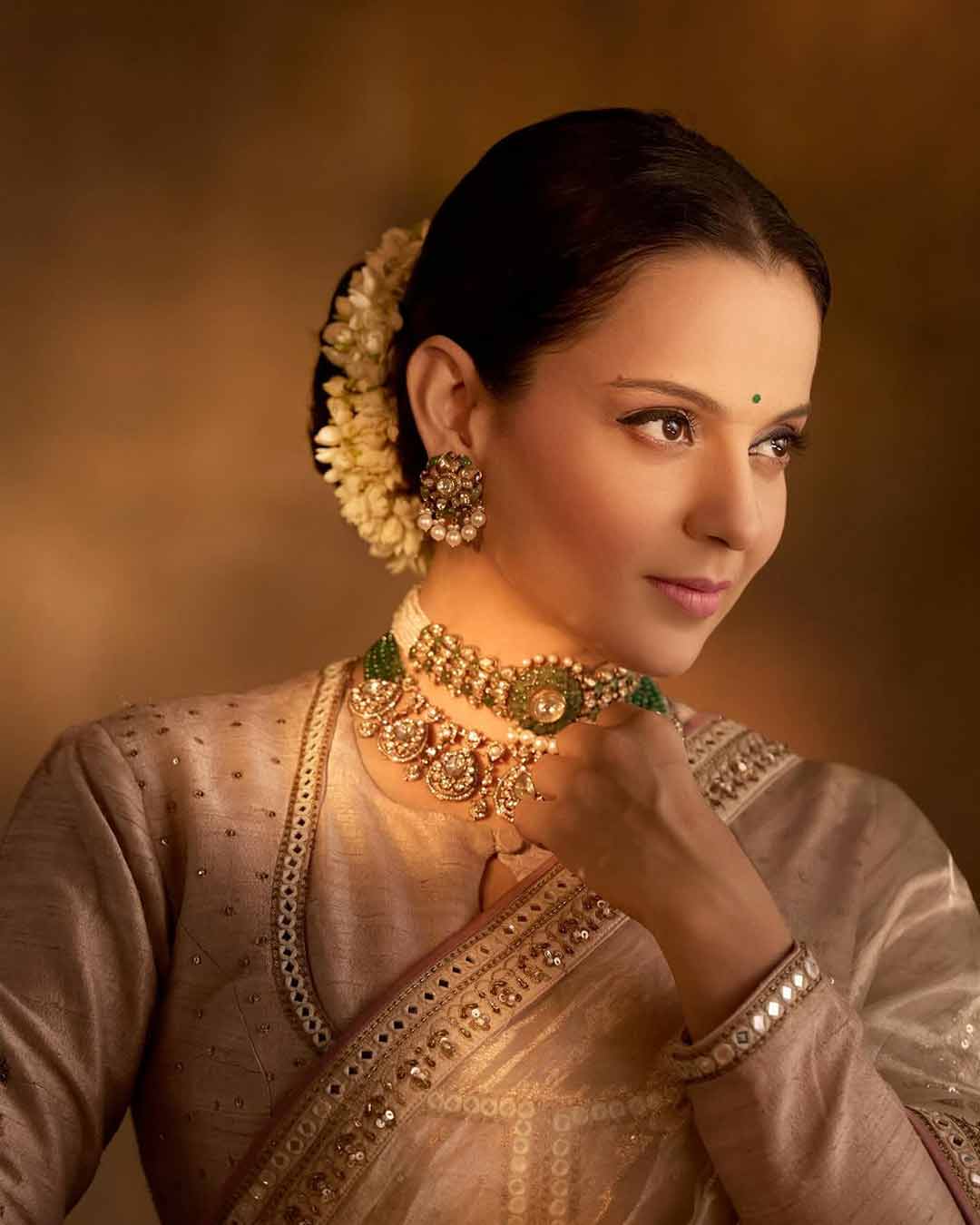 Kangana Ranaut’s Flawless Saree looks for ‘Emergency’ Promotions