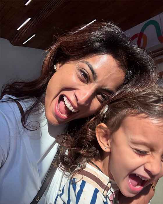 (Image Source: Shriya Saran/Instagram)