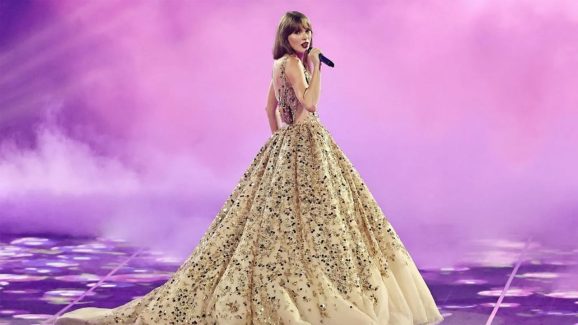 Taylor Swift In Talks To Perform In India For Grand Wedding