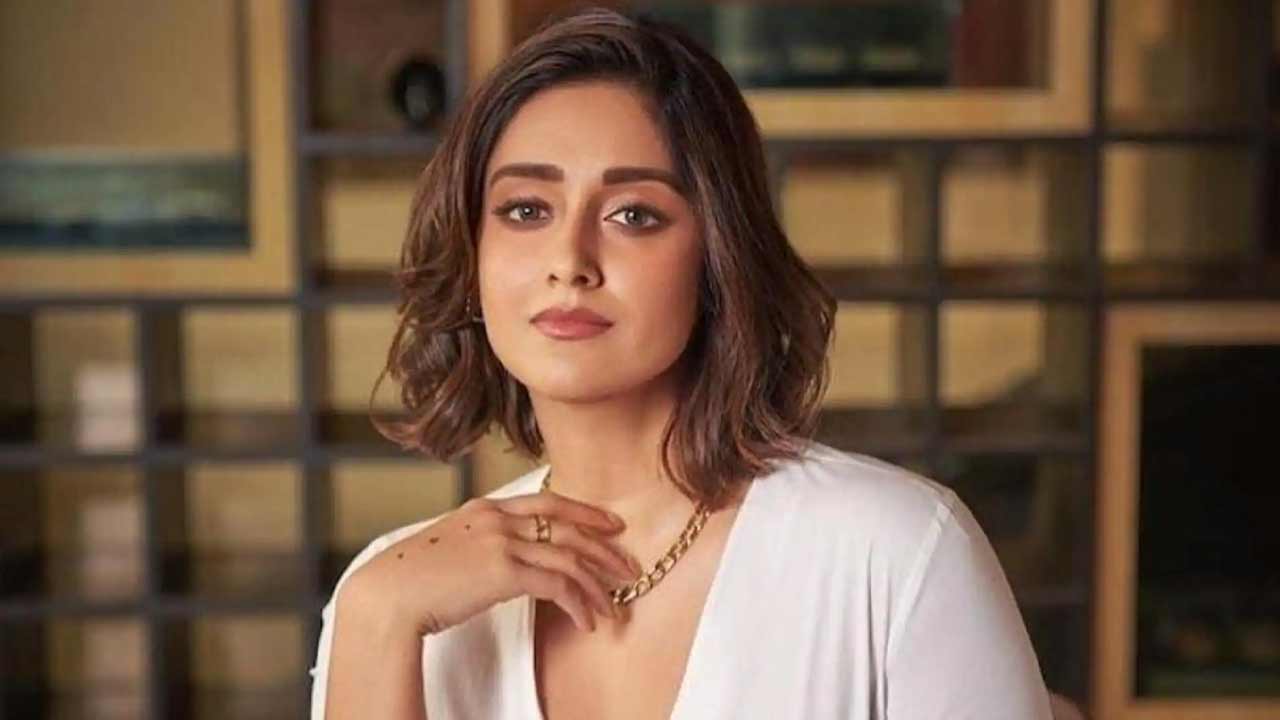 Ileana Hints On Second Pregnancy With New Year Post
