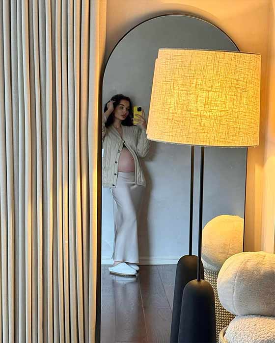 (Image Source: Amy Jackson/Instagram)