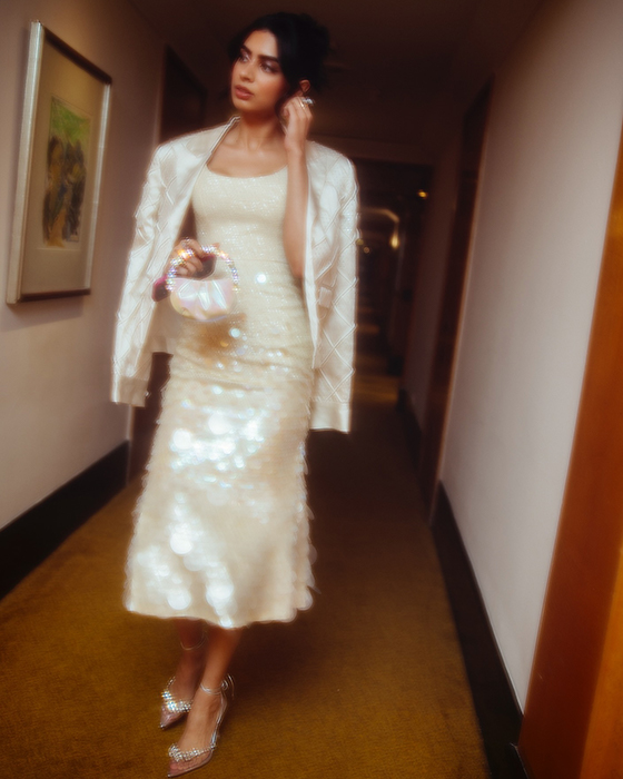 Khushi Kapoor's Dazzling Bodycon: Serving Major Fashion Inspiration