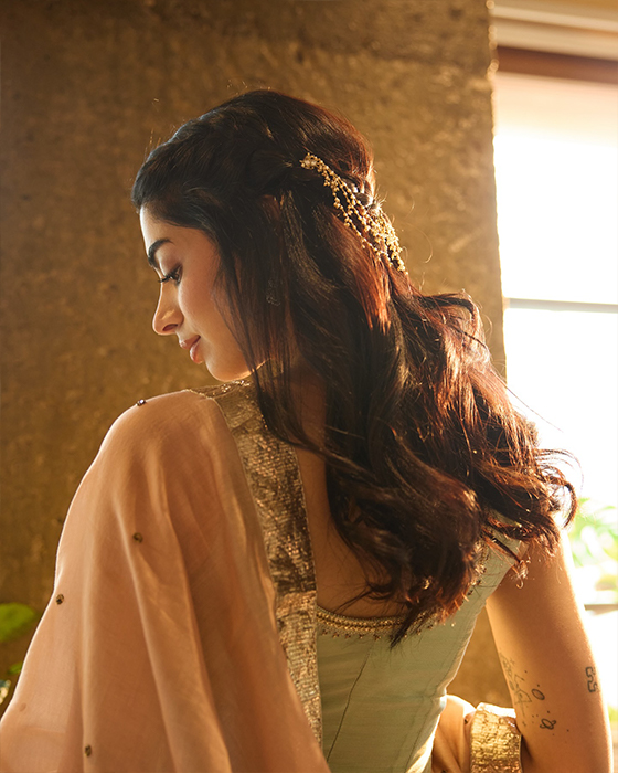 Khushi Kapoor's Elegant Looks: A Beautiful Photo Collection