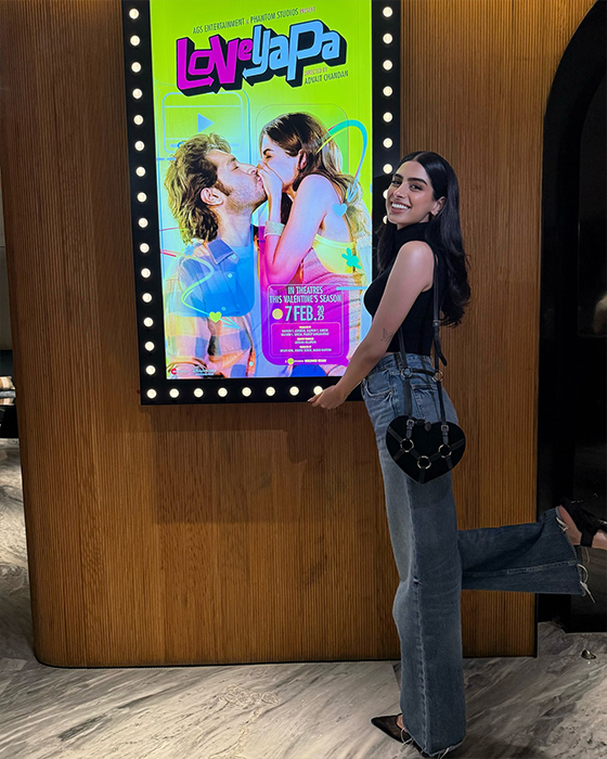 Khushi Kapoor Shares BTS And Teases Fans With Season Of Loveyapa