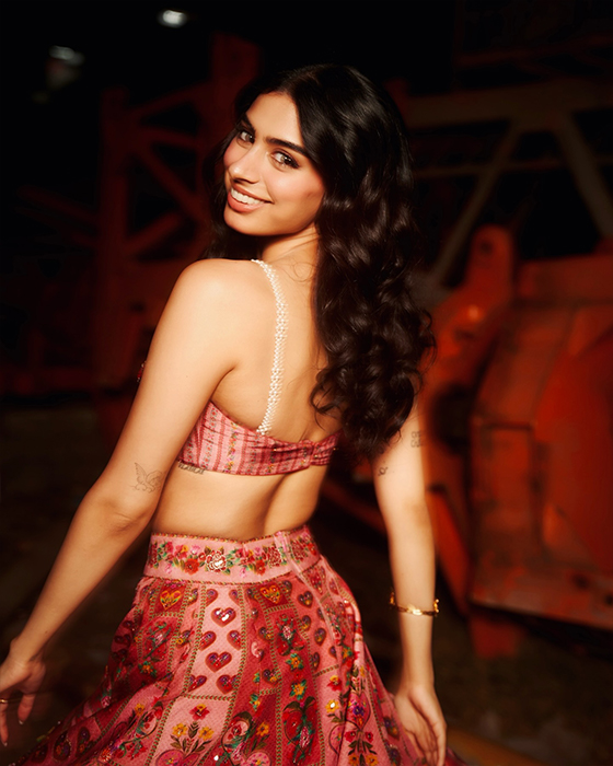 Khushi Kapoor Elevates Loveyapa Promotion with Stunning Photos