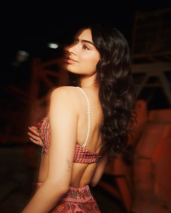 Khushi Kapoor Elevates Loveyapa Promotion with Stunning Photos