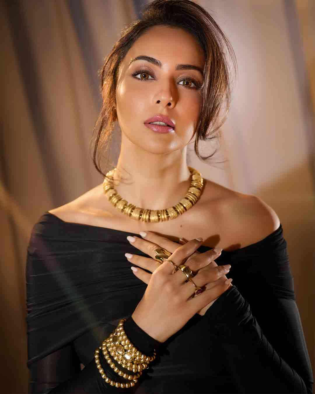 Rakul Preet Singh’s Black Bodycon Dress Leaves Fans Spellbound