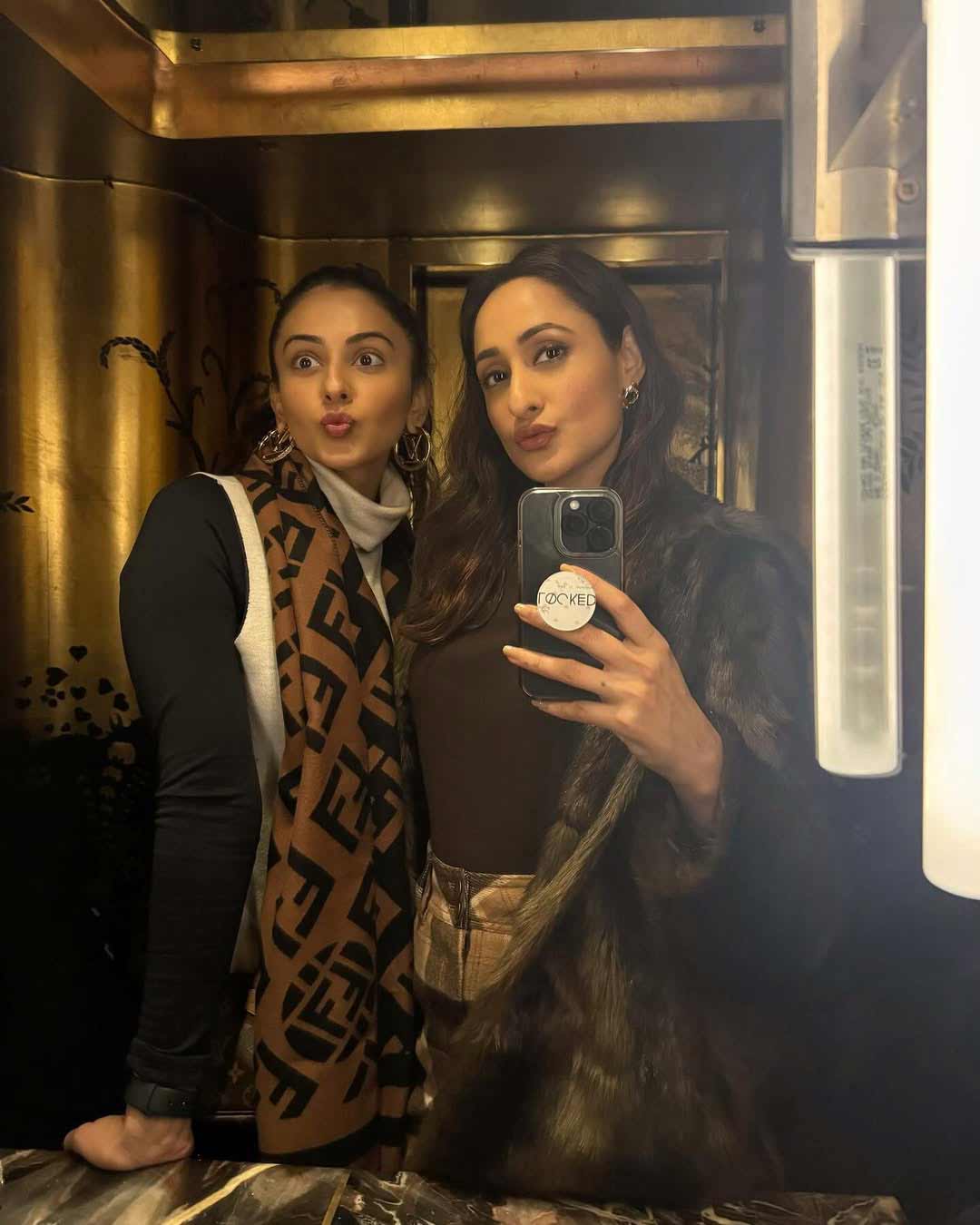 Pragya Jaiswal’s Little Escape To London With Bestie Rakul Preet