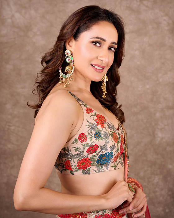 Pragya Jaiswal Stuns Fans with Stylish Looks for 'Daaku Maharaaj' Promotions