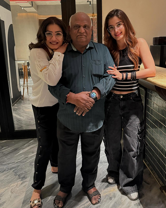 Rasha Thadani: The Rising Star Treats Fans with Exclusive Azaad BTS