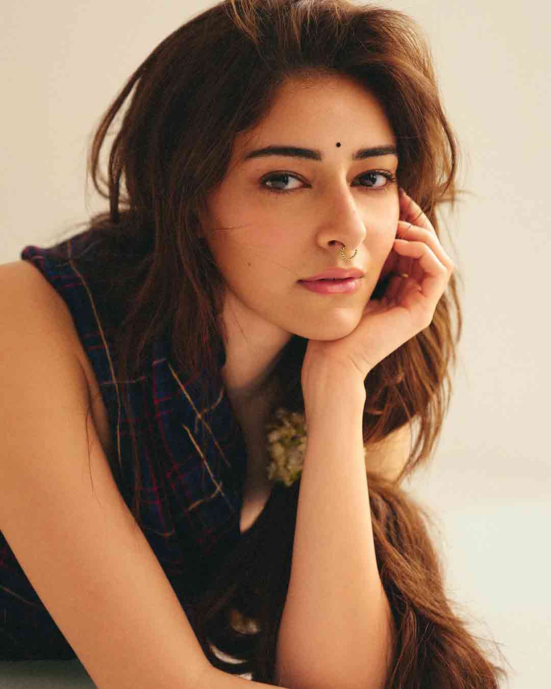 Ananya Pandey’s Stylish Indowestern Look: Serving Major Fashion Inspo