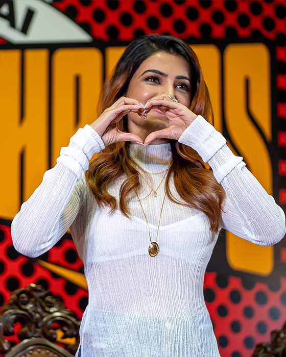 Samantha Ruth Prabhu Stuns in White at Chennai Super Champs Launch!