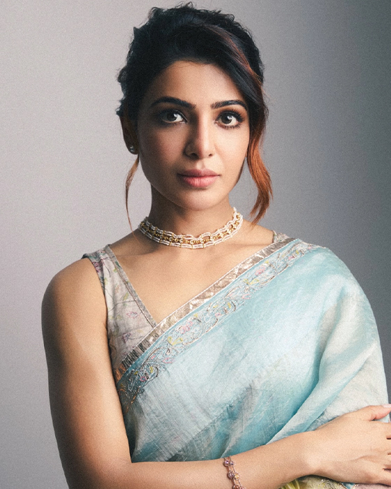 Samantha's Timeless Beauty Shines Through in a Gorgeous Saree