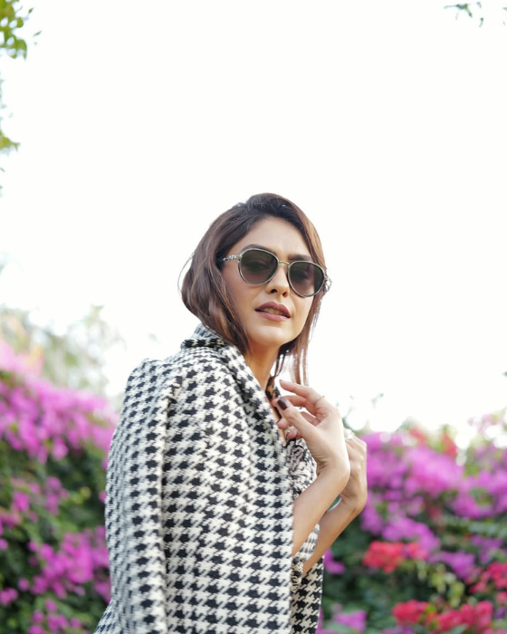 Mrunal Thakur 3