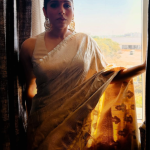 Rashmi Gautam serving saree look draped in elegance:Take a look!