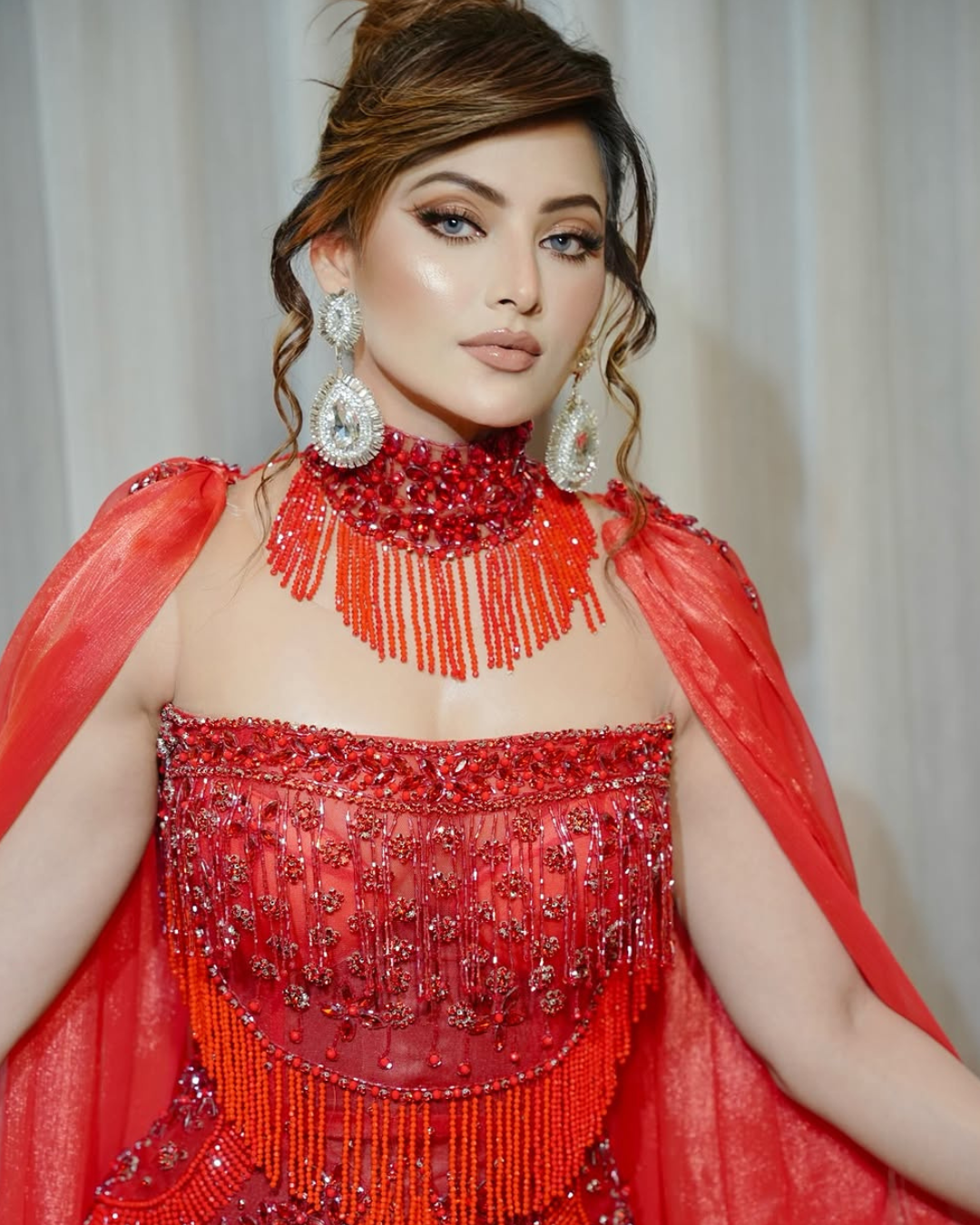 Urvashi Rautela shines in RED: Simply Gorgeous!