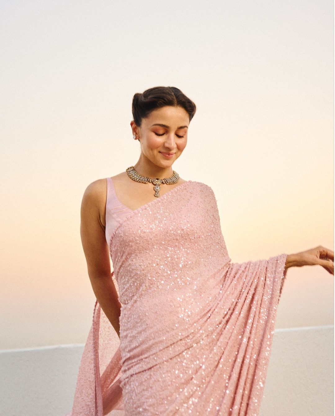 Alia Bhatt gorgeous pink saree look: Desi Barbie core!