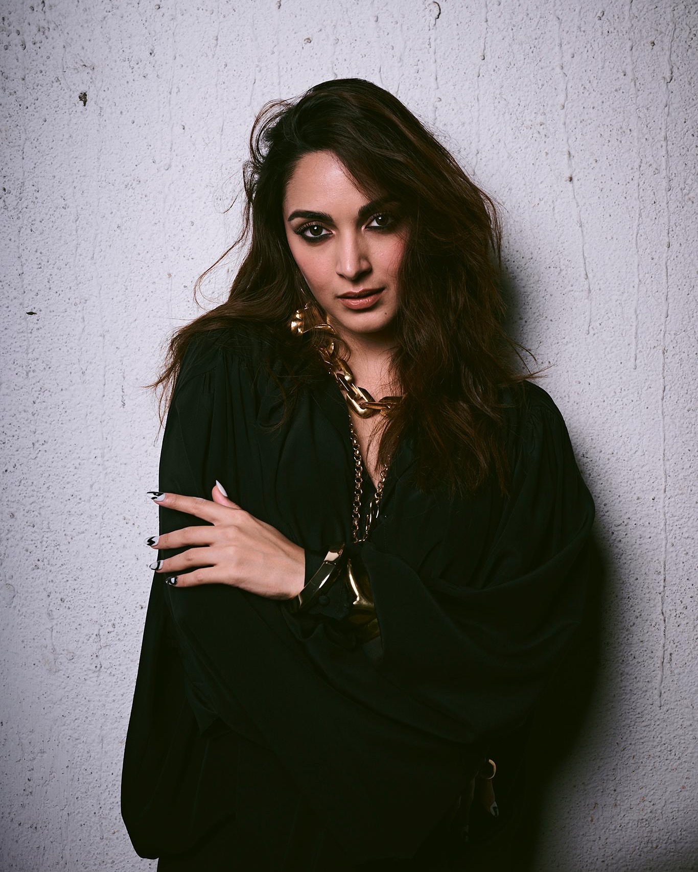 Kiara Advani's Glamorous Black Outfit Steals the Spotlight