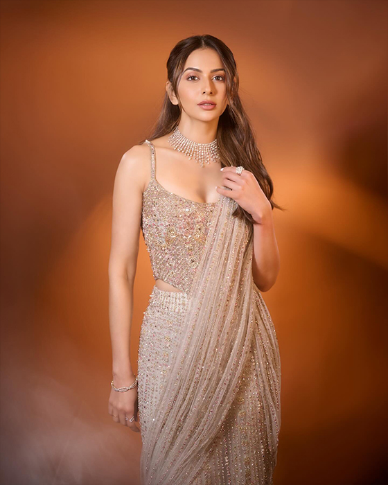 Rakul's Shimmer Show: Preet-ing Up the Fashion Scene, Pics Inside!