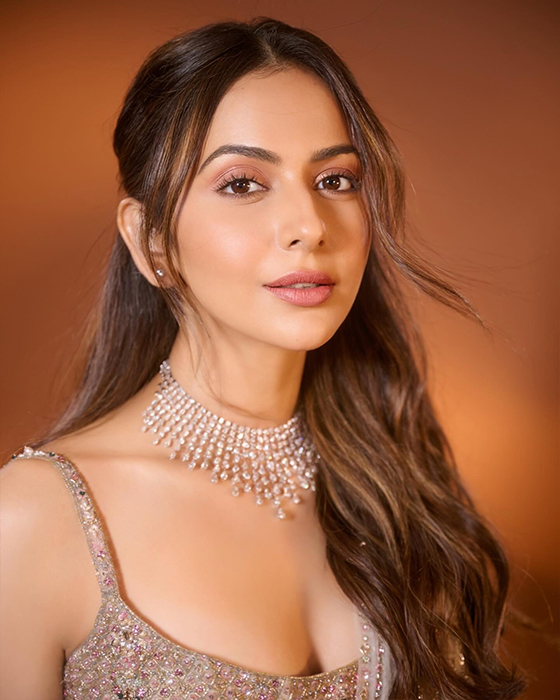 Rakul's Shimmer Show: Preet-ing Up the Fashion Scene, Pics Inside!