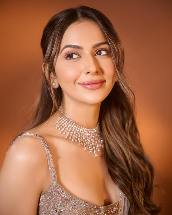 Rakul's Shimmer Show: Preet-ing Up the Fashion Scene, Pics Inside!