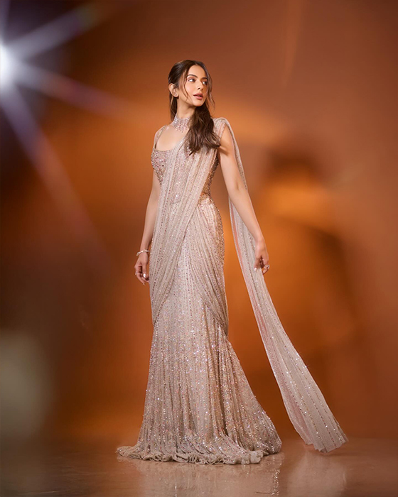 Rakul's Shimmer Show: Preet-ing Up the Fashion Scene, Pics Inside!