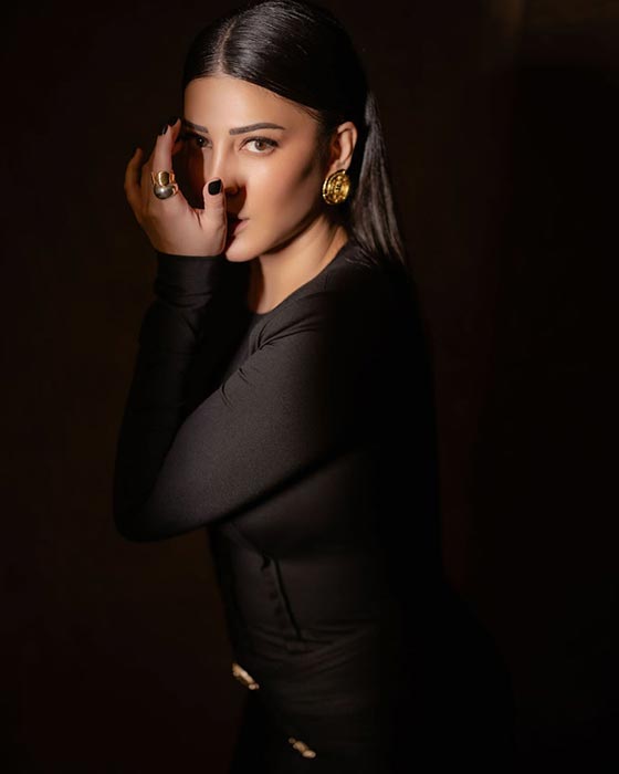 Shruti Hassan's Love for Black Outfits: Recent Pics Tell the Story