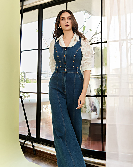 Aditi Rao Hydari Exudes Chic Look In Style, take a look at pics
