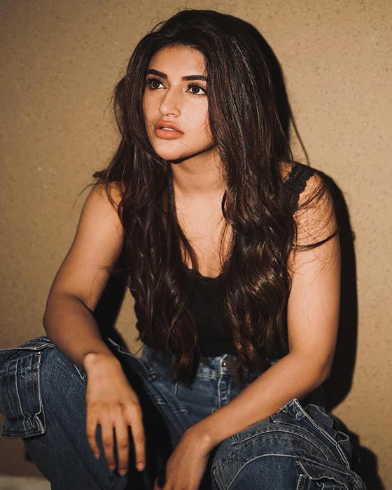 Sreeleela Wows Fans with Stylish Tease Before Bollywood Entry!