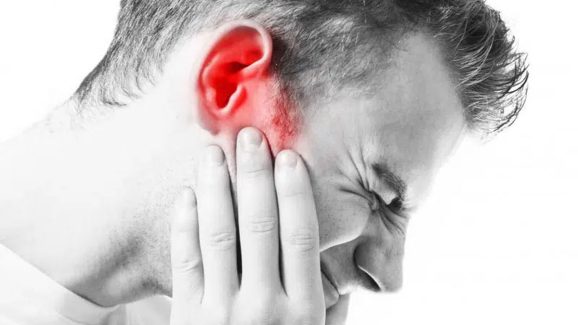 Get Instant Relief from Ear Pain With This Simple Home Remedy