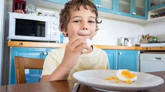 Eggs for Children: Is Daily Consumption Healthy?