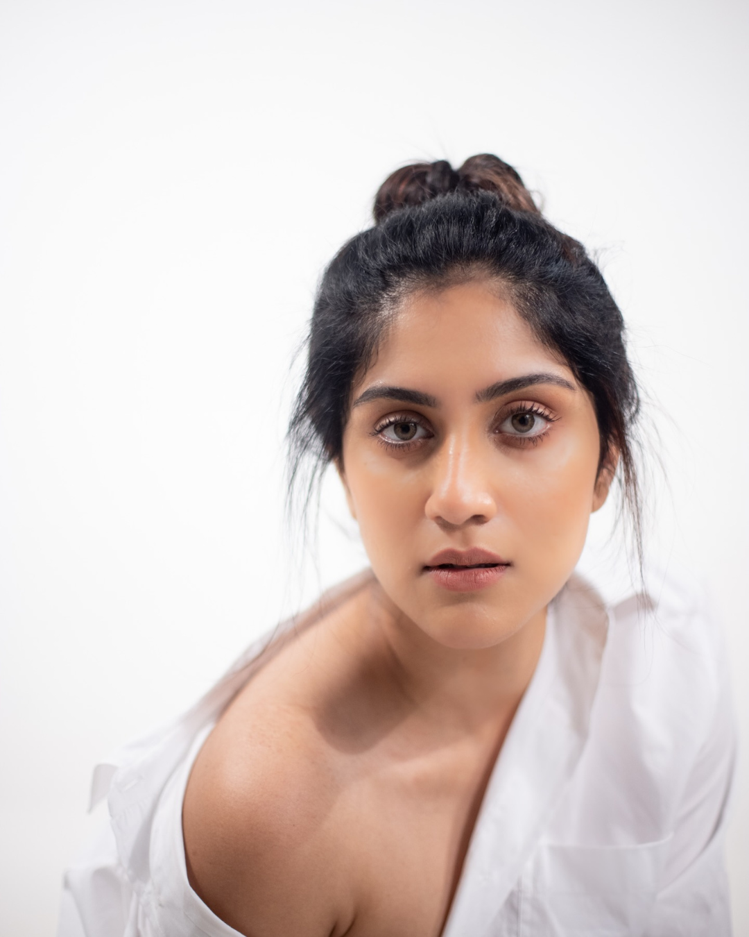 Dhanya Balakrishna: Radiating Grace in a simple white shirt!