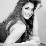 Rasha Thadani’s Glamorous Look makes fans go “Uyi Amma”