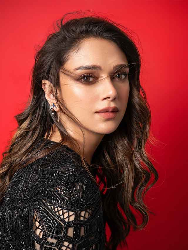 Aditi Rao Hydari Brings Regal Elegance to Life in Black