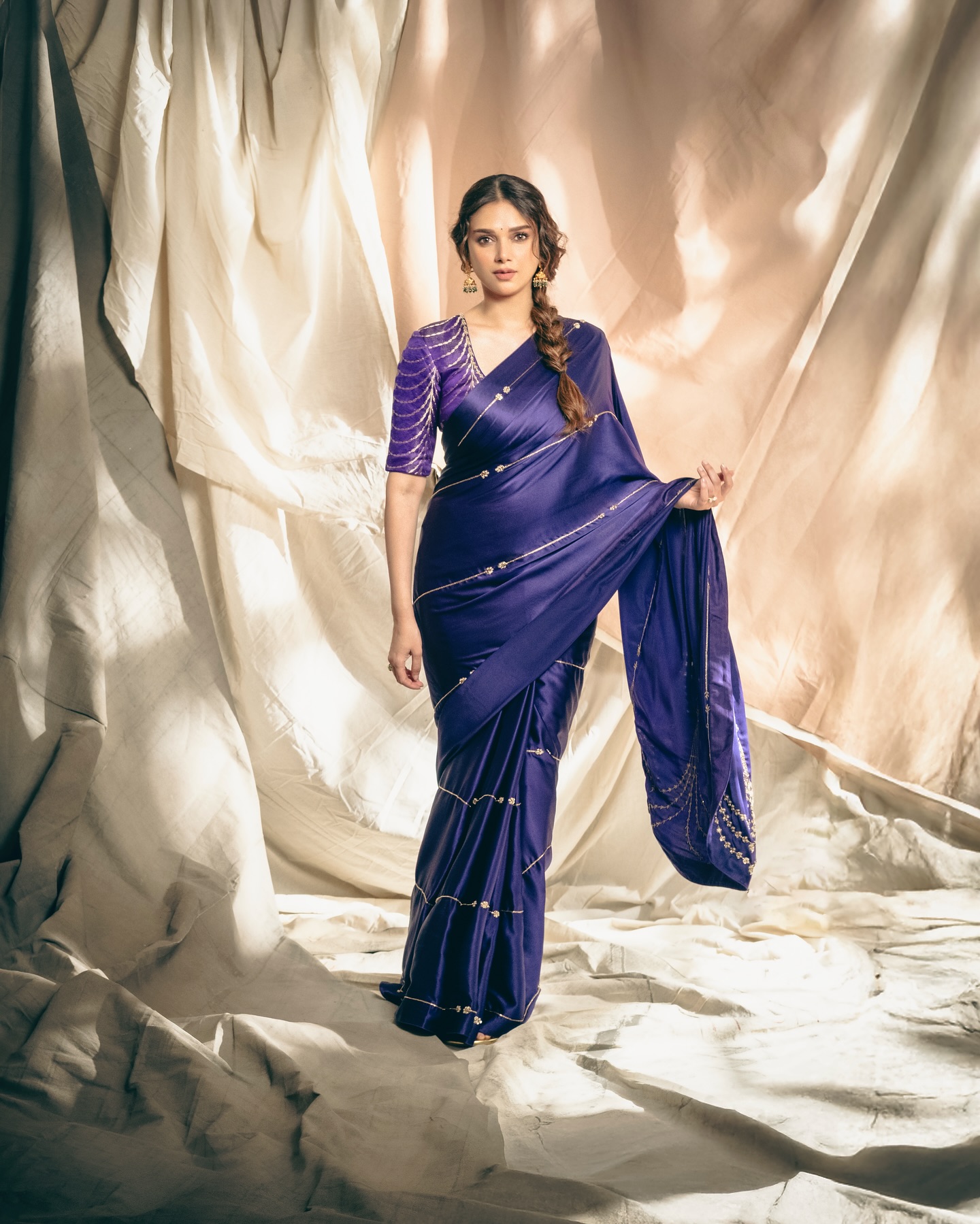 Aditi Rao Hydari’s Purple Saree Look Wins Hearts