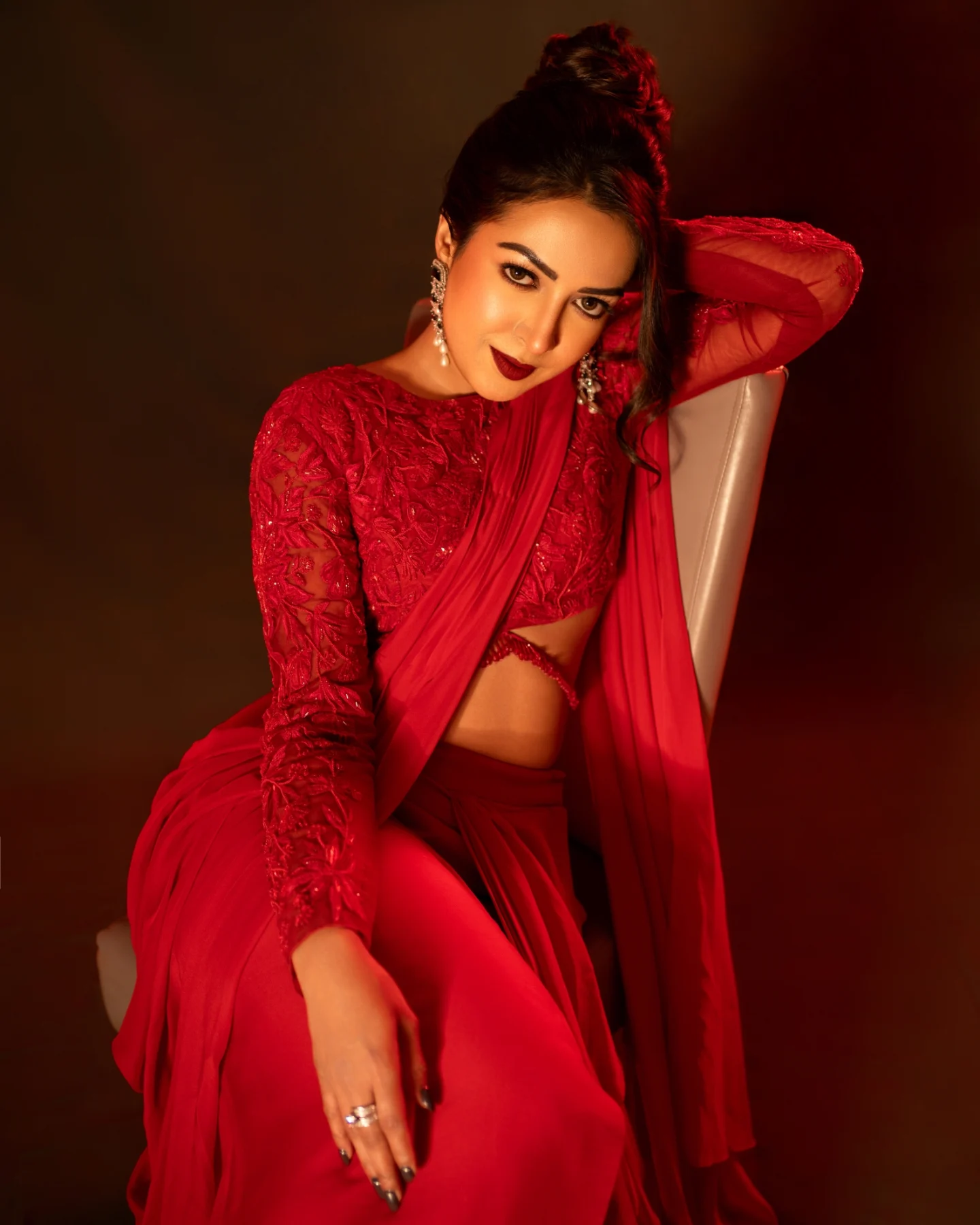 Catherine Tresa Slays Art Of Reclining In Stunning Red