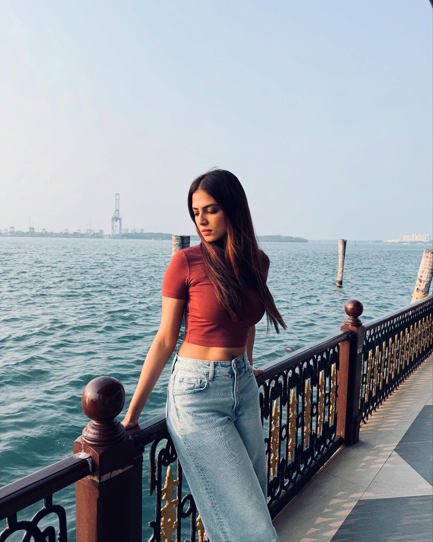 Island Glow: Malavika Mohanan’s Natural Beauty Steals the Spotlight