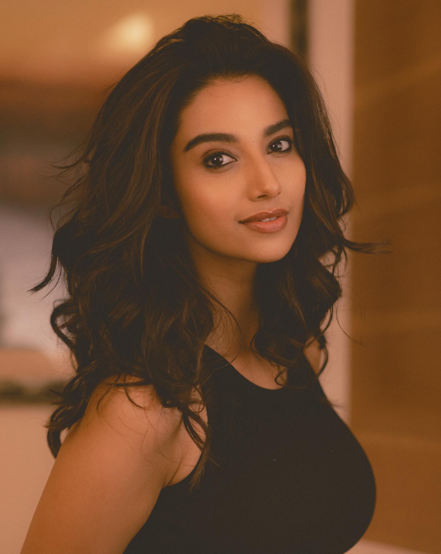 Meenakshi Chaudhary Takes Social Media by Storm: Fans React