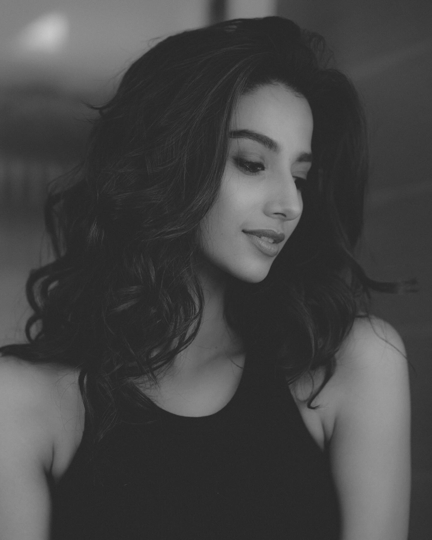 Meenakshi Chaudhary Takes Social Media by Storm: Fans React