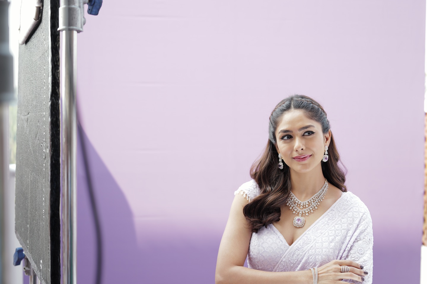 Mrunal Thakur Lavender Look with a Desi Twist is Turning Heads
