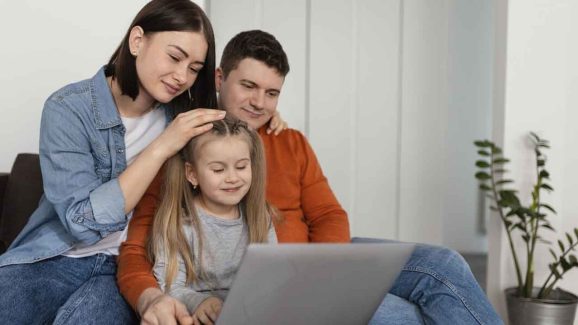 Digital Parenting: Effects Of Parent’s Screen Addiction On Kids