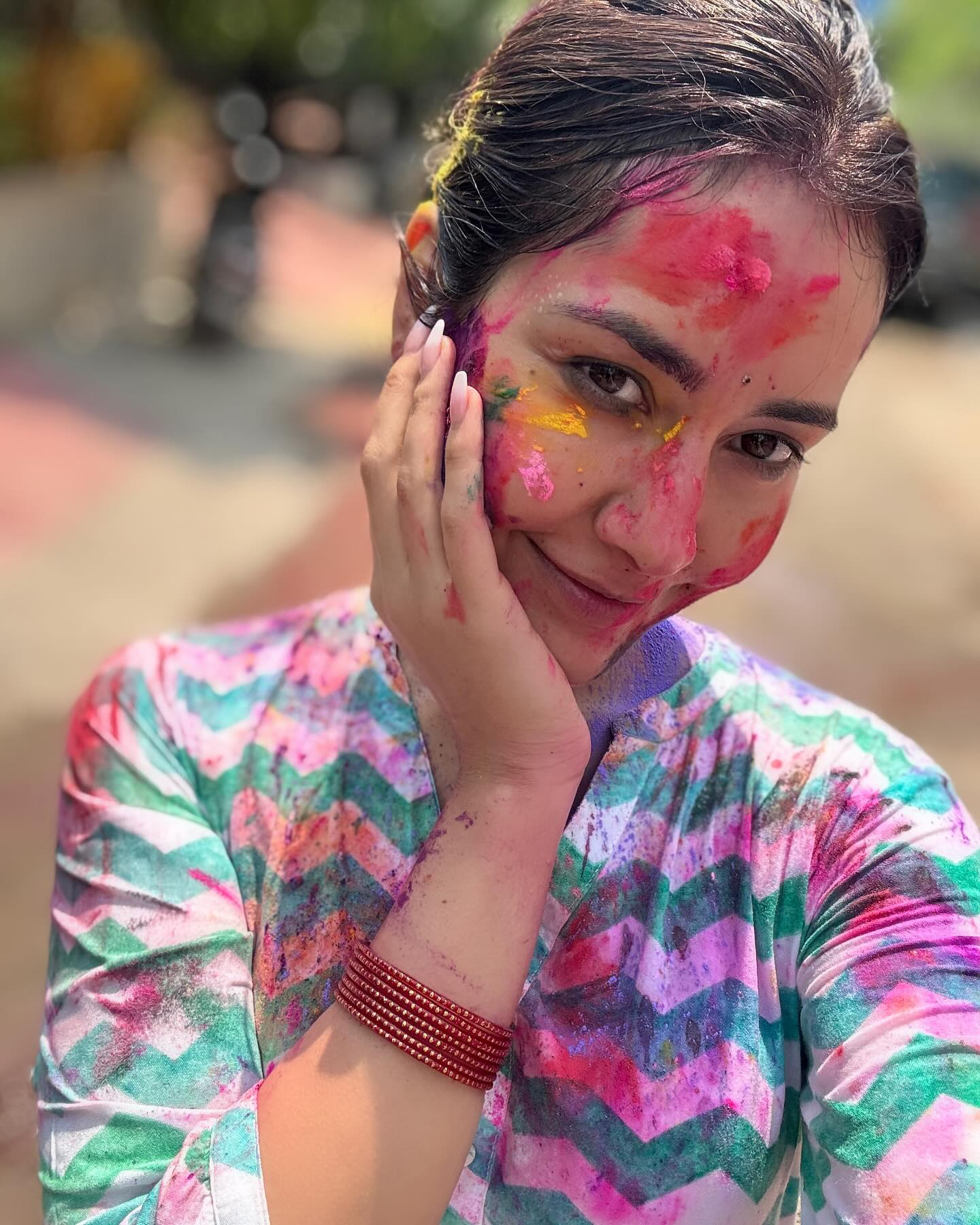 Raashi Khanna’s Holi Moments: A Vibrant Celebration with Family