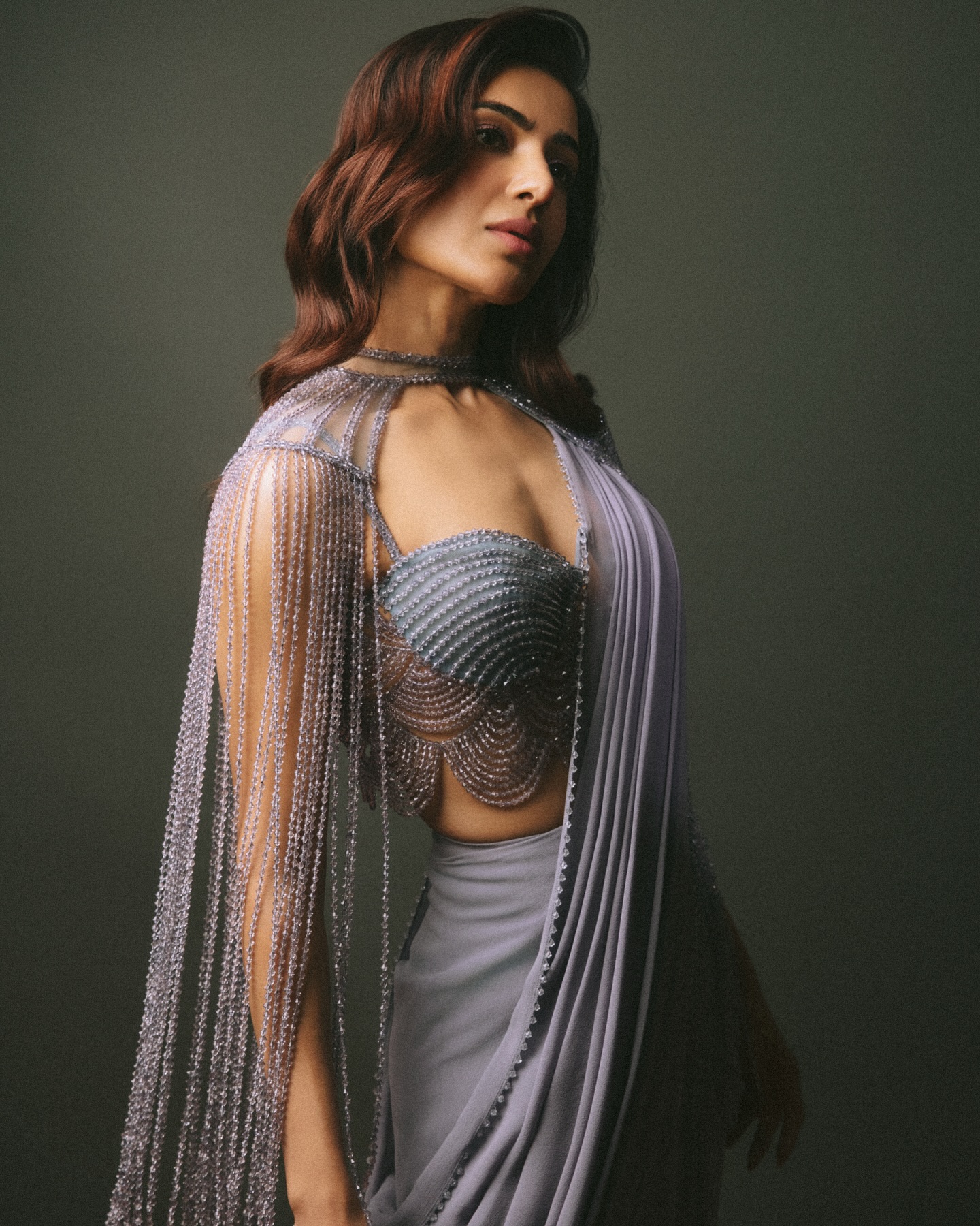Samantha Stuns in Lavender: Redefining Modern Fashion Trends