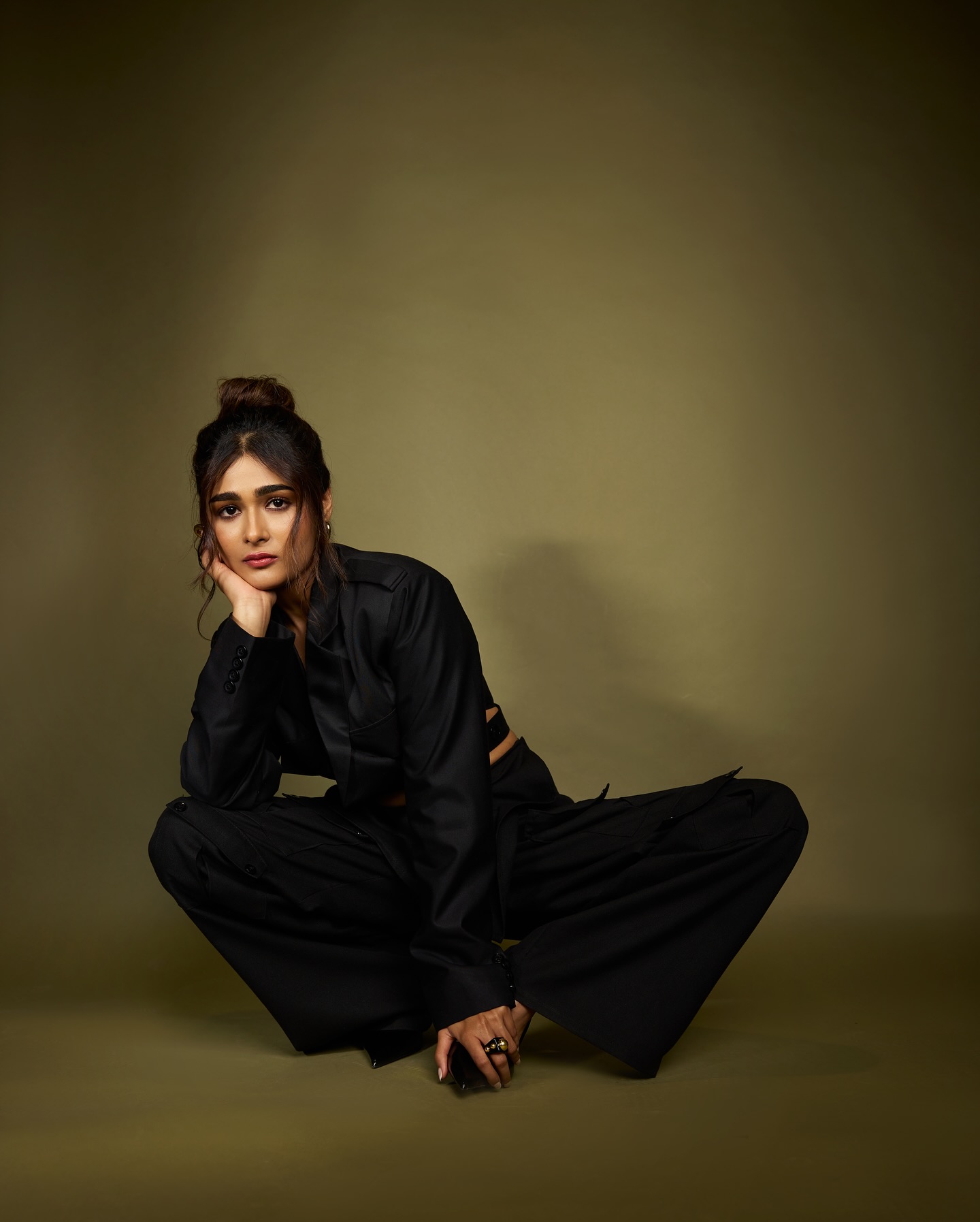 Shalini Pandey Commands Attention in Her Stunning Black Look