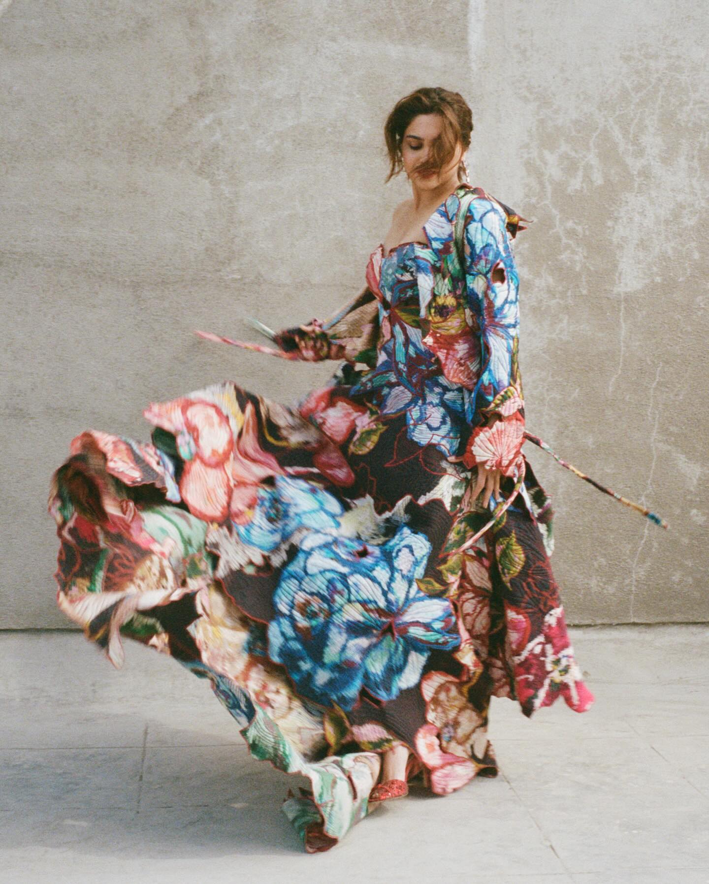 Sharvari Lights Up Every Step With Vibrant Floral Creativity